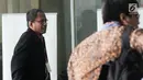 Sekretaris Menteri (Sesmen) BUMN, Imam Apriyanto Putro memenuhi panggilan penyidik KPK di Jakarta, Kamis (1/11). Imam diperiksa sebagai saksi dalam kasus dugaan korupsi komisi kegiatan fiktif agen PT Asuransi Jasindo. (Merdeka.com/Dwi Narwoko)