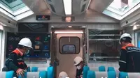 PT. KAI (Persero) baru saja melakukan modifikasi dari kereta kelas eksekutif biasa menjadi kereta panoramic pertama di Indonesia. Kereta panoramic merupakan jenis gerbong kereta yang dilengkapi dengan sunroof atau kaca di bagian kabin gerbong kereta. Lain itu ukuran kaca jendela juga menjadi lebih besar. (Sumber: Instagram @balaipengujianka)