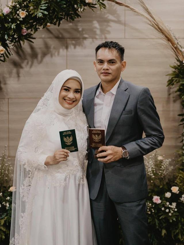 [Fimela] Ikke Nurjanah dan Karlie Fu