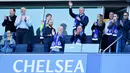 Imbas perang antara Rusia vs Ukraina, bos besar The Blues, Roman Abramovich, secara mengejutkan menyatakan mundur dari kepemimpinannya di klub sepak bola Inggris, Chelsea. Berikut deretan trofi bergengsi yang telah diraih klub di bawah pria asal Rusia tersebut.