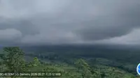 Gunung Semeru Erupsi Disertai Awan Guguran Panas Saat Idul Adha Rabu 27 Mei 2026
