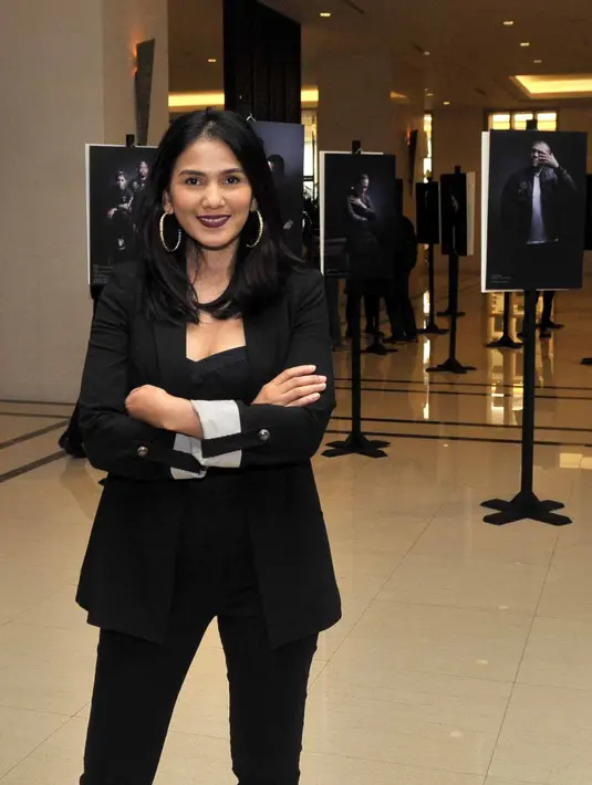 Kulitnya yang eksotis membuat Nova Eliza semakin membuatnya terlihat manis. (Nurwahyunan/Bintang.com)