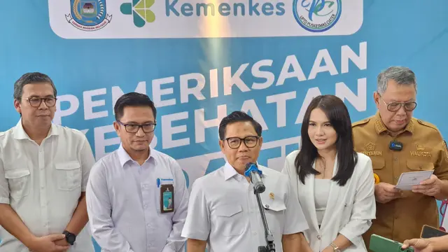 Tinjau Cek Kesehatan Gratis di Puskesmas Tangsel, Cak Imin: Ini Kado Ultah untuk Masyarakat