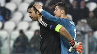 Ronaldo akan menjadi pemain paling banyak bermain di Piala Eropa, termasuk kualifikasi. CR7 akan menyalip torehan penampilan Buffon bersama Italia karena ia absen pada kompetisi ini. Ronaldo telah membukukan 56 penampilan, terpaut dua angka di belakang Buffon. (Foto: AFP/Alberto Pizzoli)