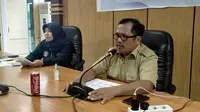 Kadis Kesehatan Sulbar Muhammad Alif Satria saat press conference terkait perkembangan Covid-19 (Liputan6.com/Abdul Rajab Umar)