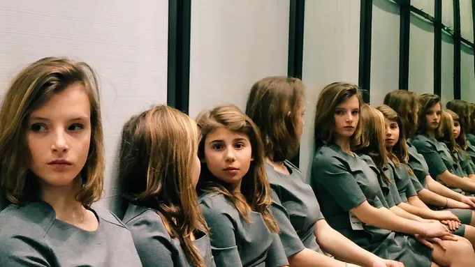 Tebak ada berapa cewek dalam foto ini? (Sumber Foto: Instagram/tizzia)