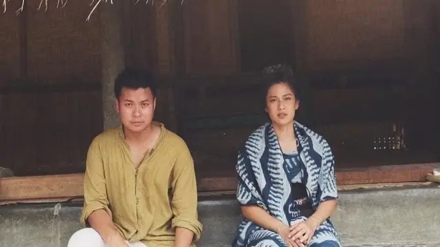 Dian Sastrowardoyo bersama Ryan Ogilvy (Instagram/therealdisastr)