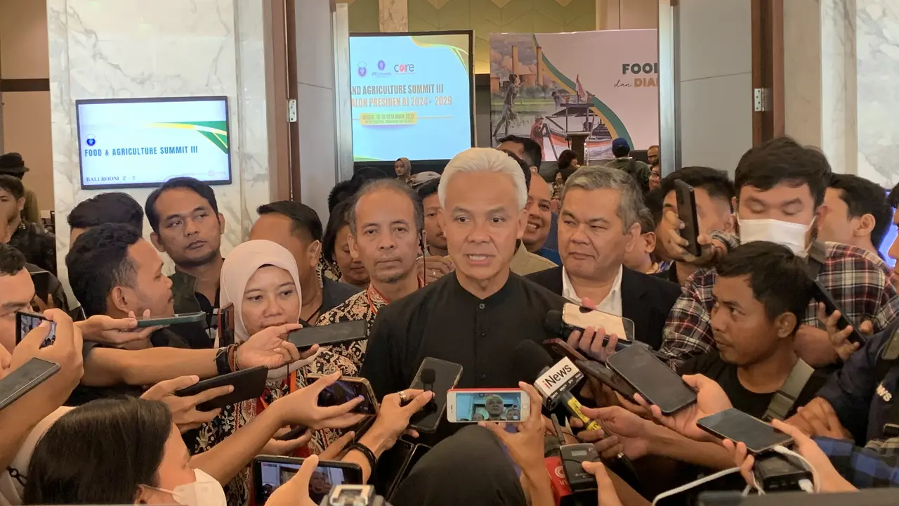 Calon presiden (capres) nomor urut 3 Ganjar Pranowo di Bogor, Jawa Barat, Selasa (19/12/2023)