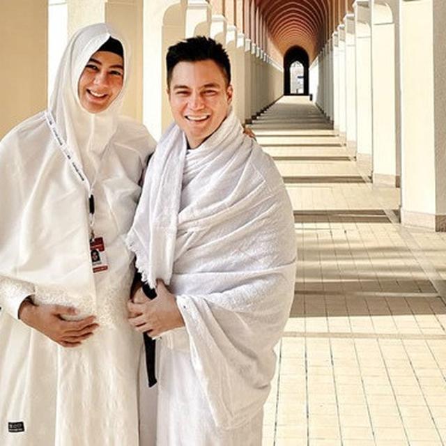 Dipuji Foto Maternnity Paula Verhoeven Dan Baim Wong Di Depan Ka Bah News Entertainment Fimela Com