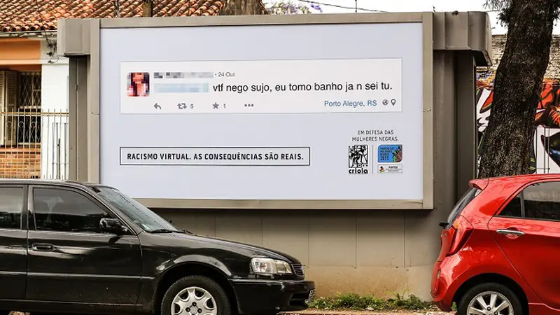 Komentar netizen yang berbau rasisme terpajang di Billboard di Brazil