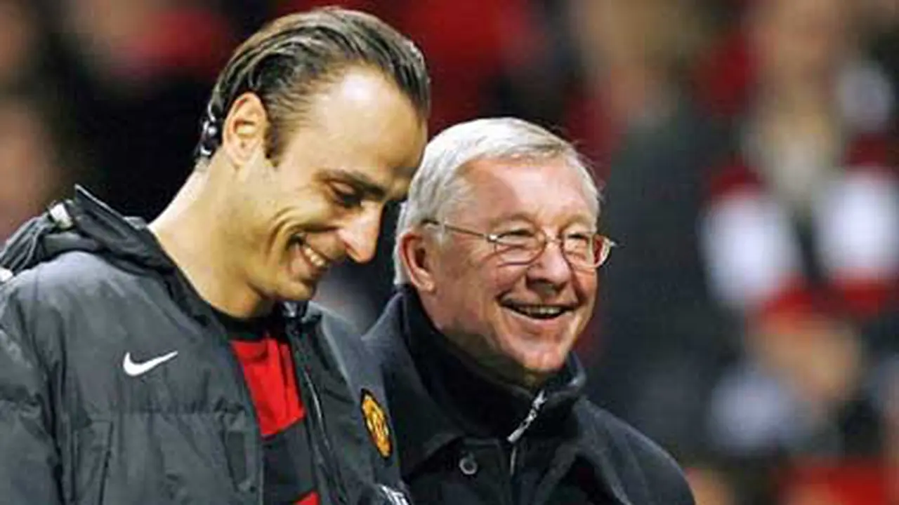 Ferguson dan Berbatov (© AFP 2009)