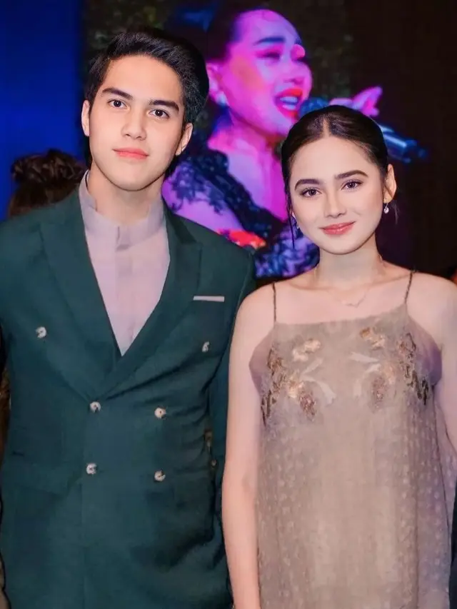 6 Gaya Couple Baru El Rumi dan Syifa Hadju yang Kerap Tampil Serasi saat Kondangan hingga Concert Date