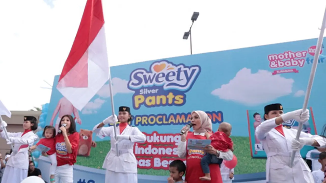 Deklarasi yang dipimpin oleh Sarwendah & Enno Lerian ini mengajak 1000 pasang moms & baby mewakili ribuan moms di Indonesia untuk menyatakan dukungannya terhadap bayi Indonesia untuk bebas bergerak. 