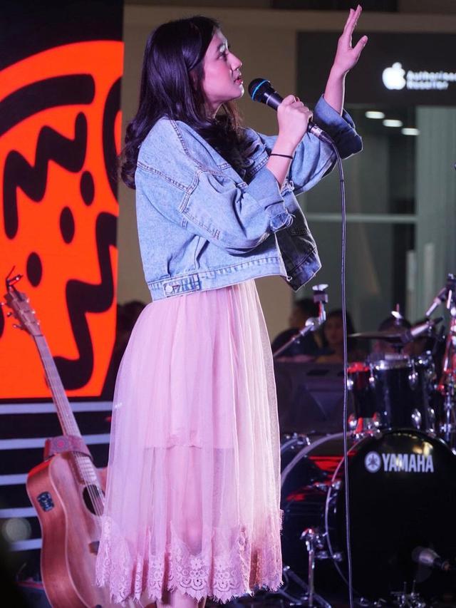 Suaranya Dihujat, Ini 6 Momen Keisya Levronka 'Indonesian Idol' Saat Manggung