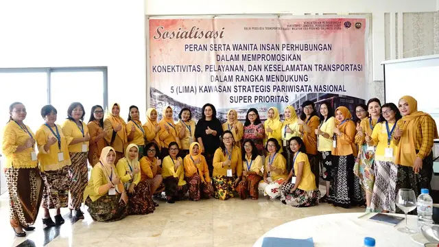 Peran Wanita Insan Perhubungan
