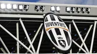 Logo lama Juventus telah dihilangkan di stadion Allianz, Turin. (AFP / MIGUEL MEDINA)