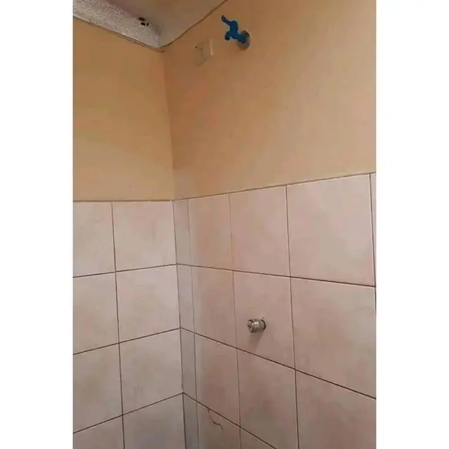 6 Potret Keran Air di Kamar Mandi Ini Nyeleneh, Menyusahkan ketika Dipakai