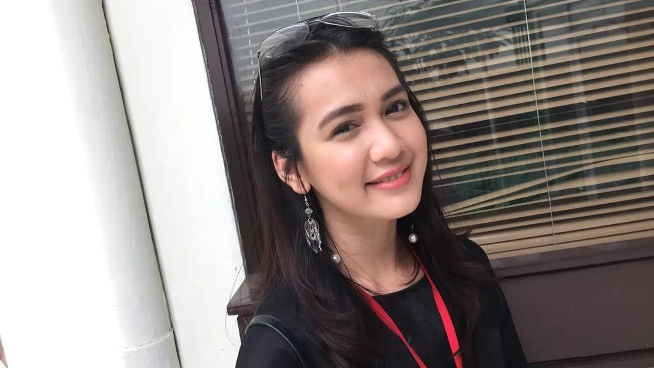 Dhea Imut