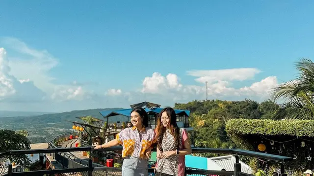 7 Rekomendasi Tempat Wisata Tahun Baru di Jogja untuk Nonton Pesta Kembang Api. (instagram/hehaskyview)