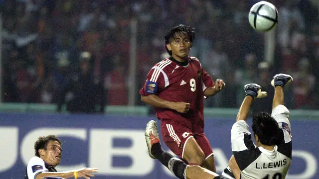 Foto: 10 Pemain Timnas Indonesia Pencetak Gol ke Gawang Malaysia di Piala AFF, Kurniawan Dwi Yulianto dan Muhammad Ridwan Tertajam