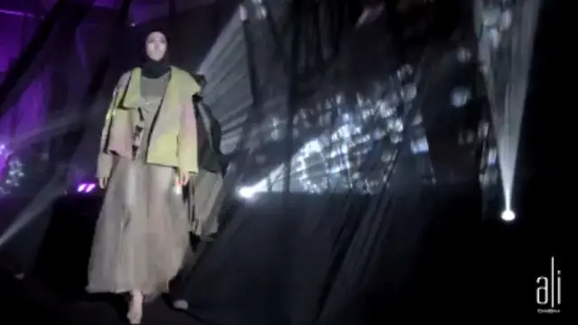 Fashion Show by Ali Charisma