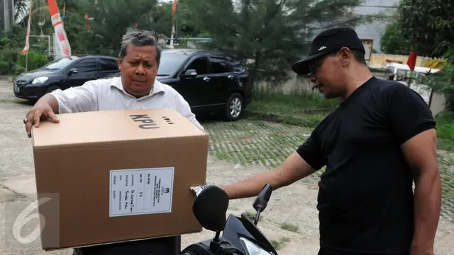 20151208-Penditribusian Kotak Suara Tangsel