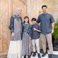 Baju lebaran keluarga Syauqia Sarimbit (Sumber: Instagram/louisaluna.id)