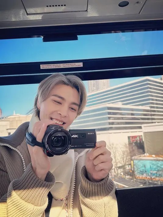 Lahir di Chicago 9 Februari 1995, Johny adalah seorang anak tunggal. (FOTO: instagram.com/johnnyjsuh/)