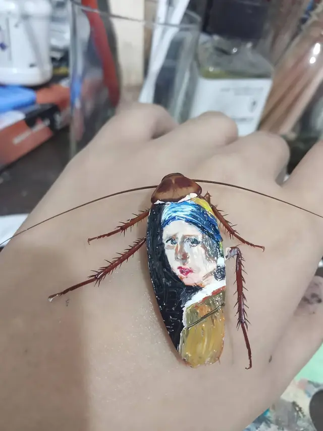 Seniman Ini Hias Punggung Kecoak Bak Kanvas, 6 Hasilnya Bikin Kagum. (Sumber: Instagram/brnddlgd)