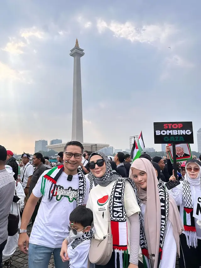Seleb di aksi bela Palestina di Monas, Minggu (5/11/2023)