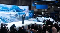 BYD perkenalkan Sealion 7 di ajang Paris Auto Show, di Prancis. (arenaev/Rendy Yansah)