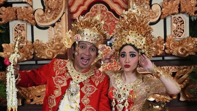 [Bintang] Aden Bajaj dan Syntha Fitria