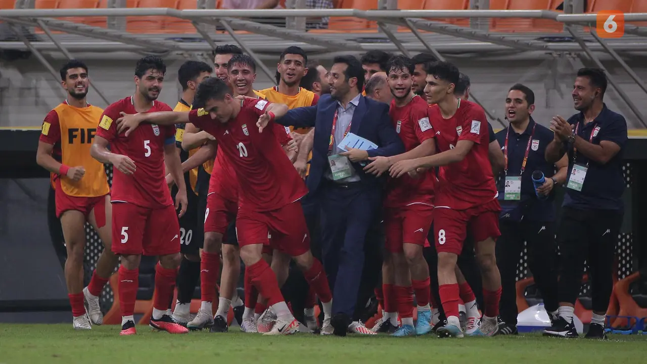 Foto: Juara Bertahan Tumbang! Timnas Brasil U-17 Kena Comeback Timnas Iran U-17 pada Laga Pertama Grup C Piala Dunia U-17 2023