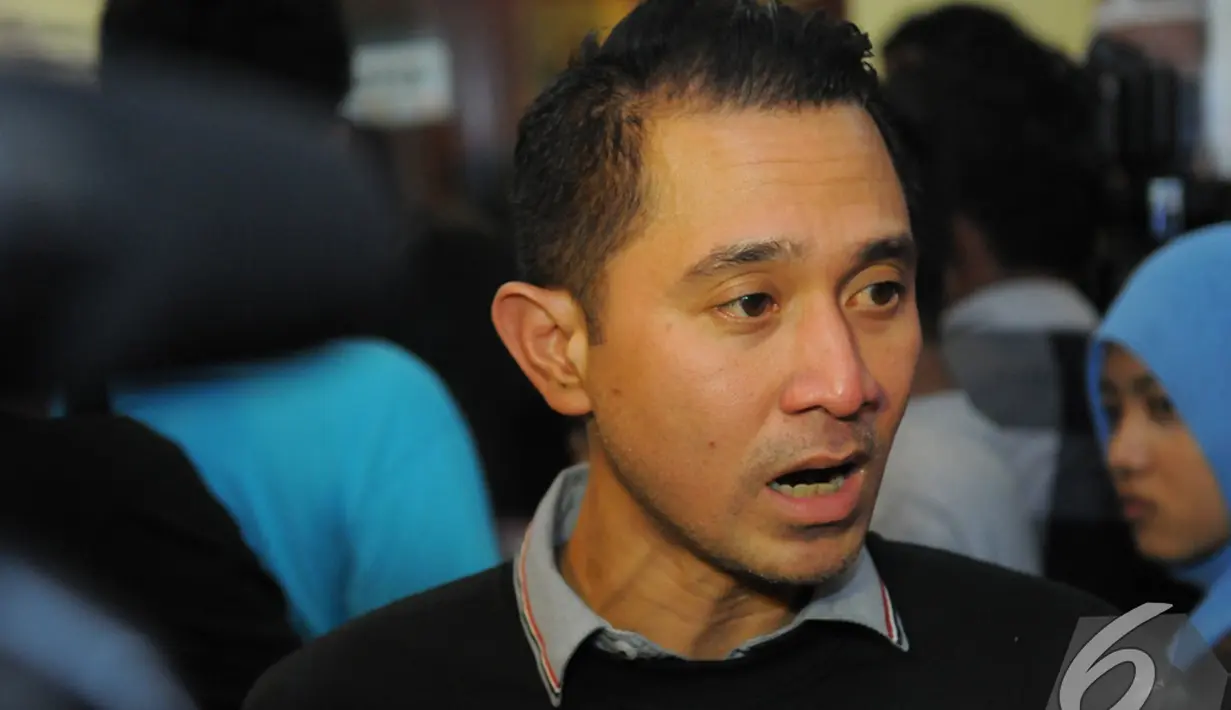 Lukman Sardi saat menghadiri konferensi pers film Di Balik 98 di Djakarta Theater XXI, Rabu (7/1/2015). (Liputan6.com/Faisal R Syam)