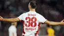 Stuttgart's Serbian striker Danijel Ljuboja gestures during the friendly football match VfB Stuttgart vs Arsenal at the Mercedes-Benz Arena in Stuttgart on July 30, 2008. AFP PHOTO DDP / OLIVER LANG