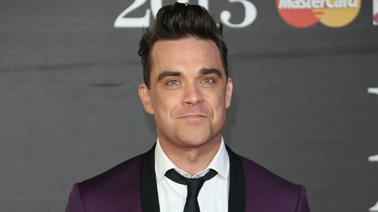 robbie-williams-131116b.jpg