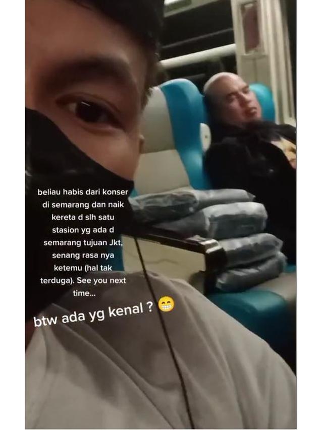 6 Potret Warganet Tak Sengaja Bertemu Artis di Jalan, Bikin Salah Tingkah