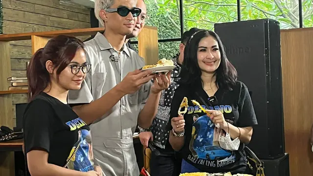 [Fimela] Perilisan single Devano Danendra