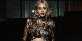 Beberapa idola Korea Selatan ternyata multitalenta, tak hanya terjun di dunia tarik suara dan akting. Beberapa dari mereka juga melebarkan sayap ke dunia disc jockey. Siapa saja mereka? (Foto: Soompi.com)