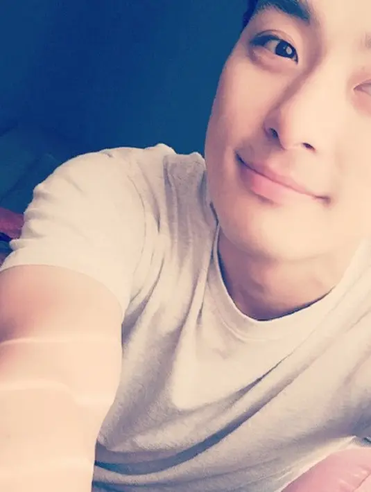 Tentu saja kepergiaan Jeon Tae Soo ini tentu saja membuat Ha Ji Won terpukul. (Foto: instagram.com/taesoo1984)