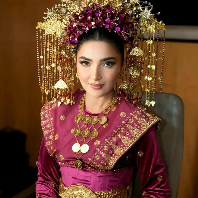Potret Ashanty Pakai Baju Adat Palembang (Foto: Instagram @ashanty_ash)