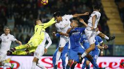 Kemenangan atas tuan rumah Empoli membuat AC Milan kini bercokol di peringkat dua klasemen sementara Serie A Italia. (AFP/Marco Bertorello)