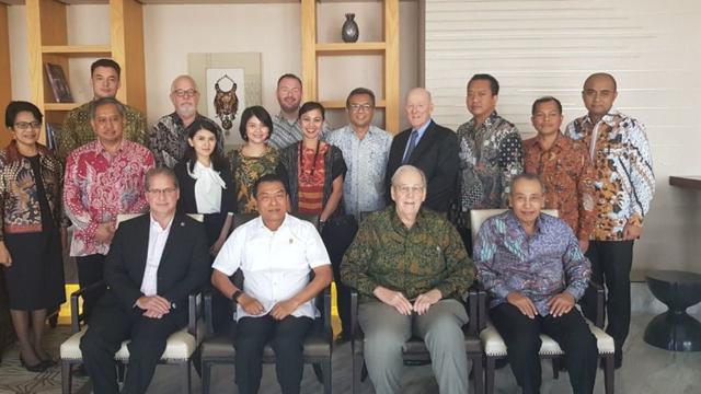 Foto Kepala Kantor Staf Presiden (KSP) bersama perwakilan American Chambers of Commerce (Amcham). (Istimewa)