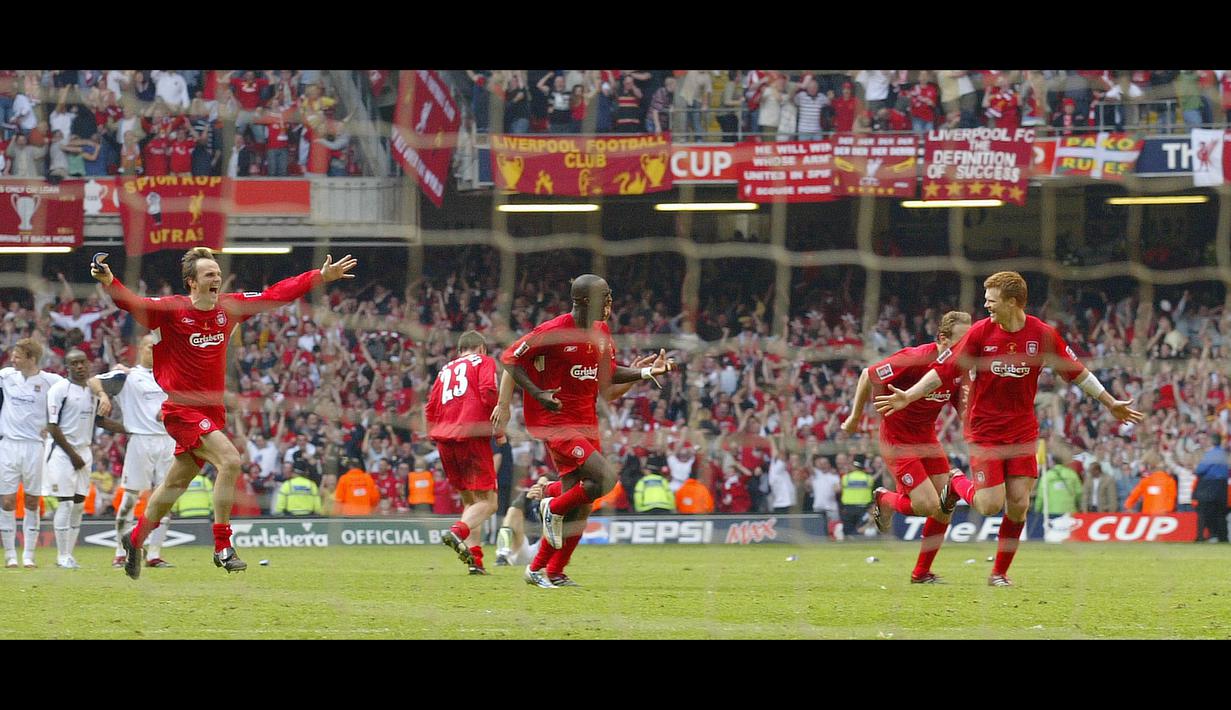 Liverpool akhirnya berhasil memenangkan duel adu penalti dengan skor 3-1 dan keluar sebagai juara Piala FA 2006. (AFP/Carl De Souza)