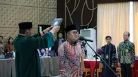 Pelantikan Yusuf Permana menjadi Deputi Bidang Protokol, Pers, dan Media Sekretariat Presiden di Gedung Kemensetneg Jakarta, Kamis (6/6/2024). (Liputan6.com/Lizsa Egeham)