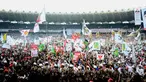 Ribuan orang memadati Gelora BUng Karno untuk mengikuti kampanye pasangan Prabowo-Hatta (Liputan6.com/Faizal Fanani)