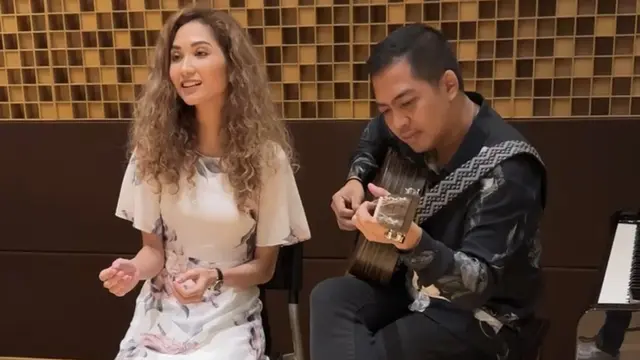 Roziana Cindy dan Ade Govinda. (Foto: Dok. Tim Roziana Cindy)