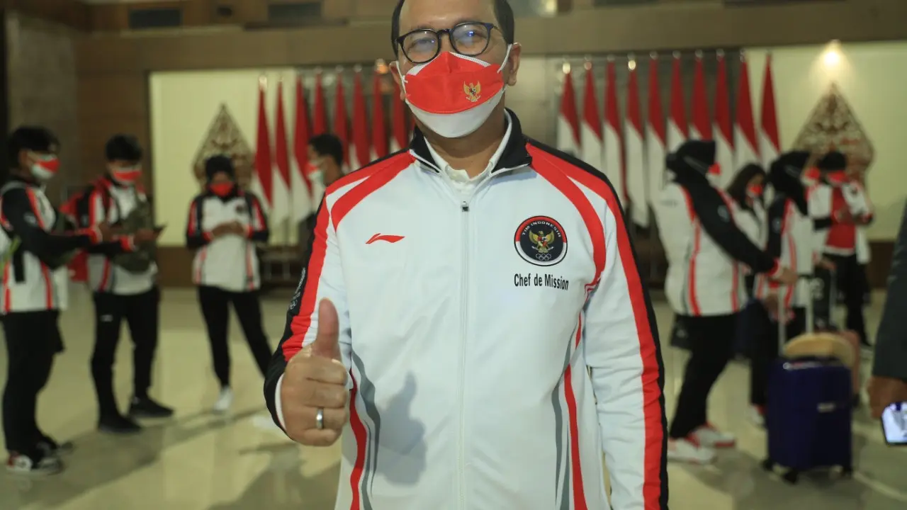 Chef de Mission (CdM) Kontingen Indonesia, Rosan P Roeslani.