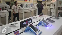 Penjualan ponsel di salah satu pusat perbelanjaan  di Jakarta, Selasa (30/8/2016). (Liputan6.com/Angga Yuniar)
