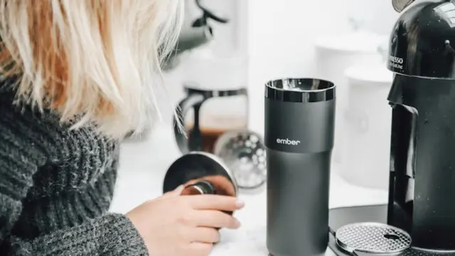 Ilustrasi Tumbler/Photo by Taylor Beach on Unsplash